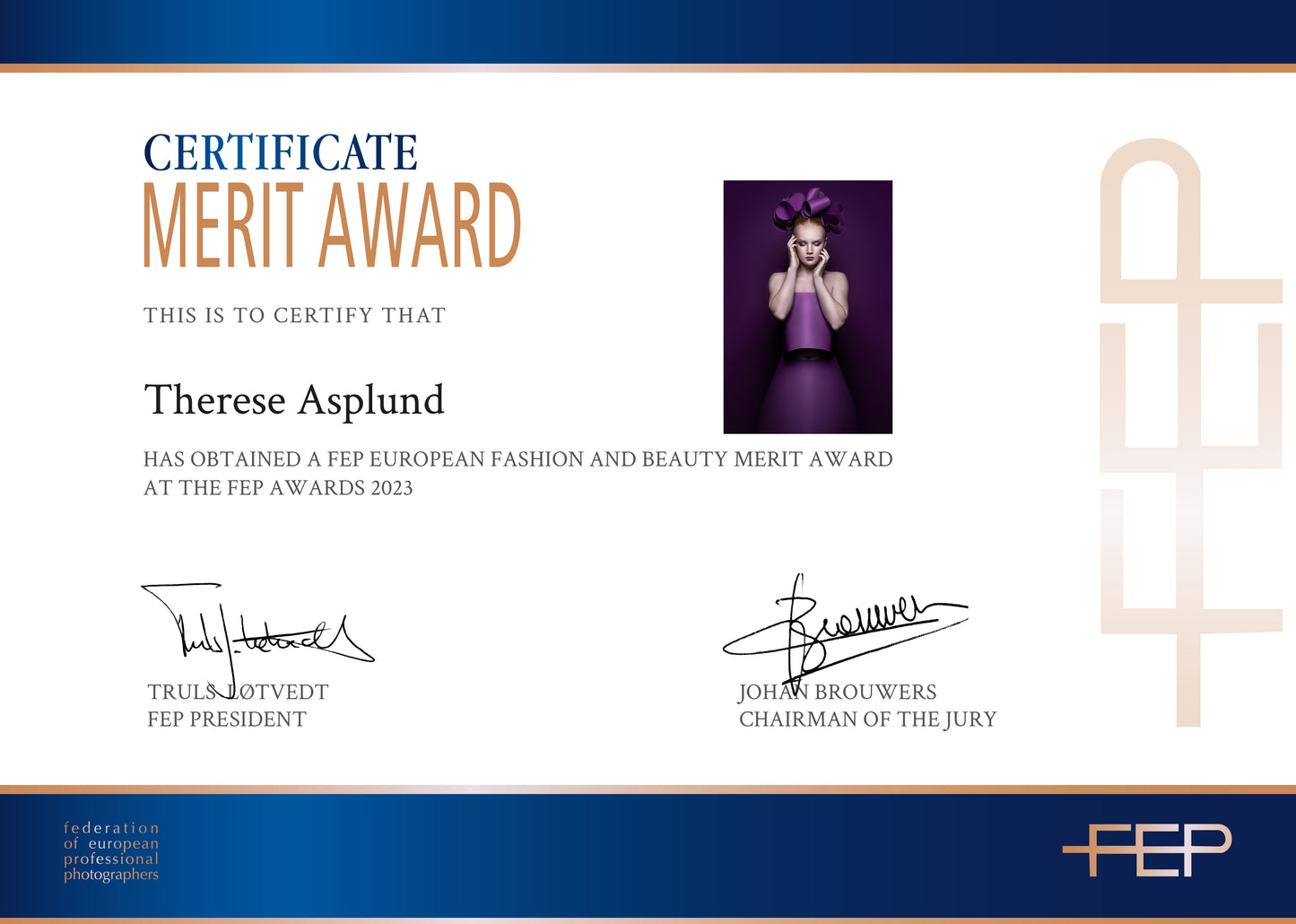 PAPER DOLL | Numbered edition original photo