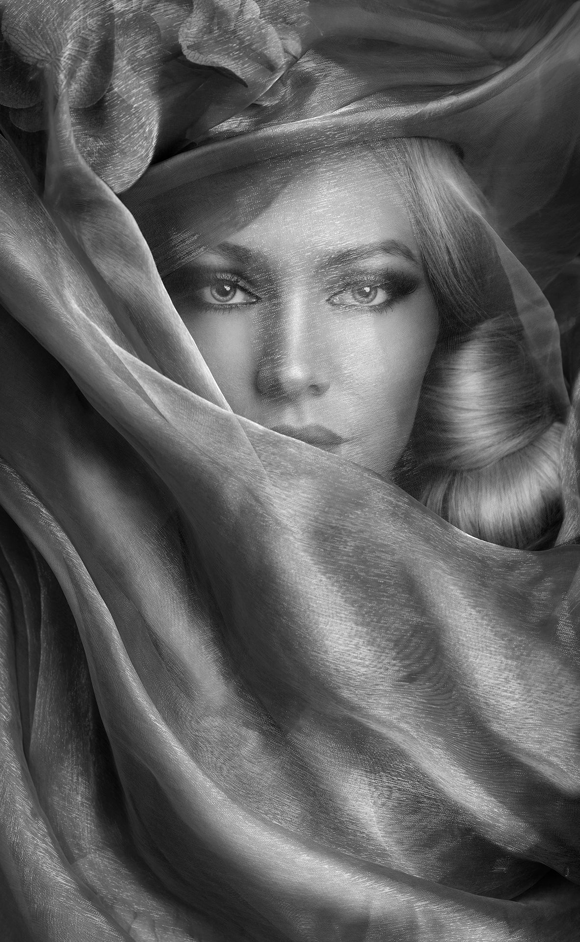 BEHIND THE VEIL | Numbered edition original photo