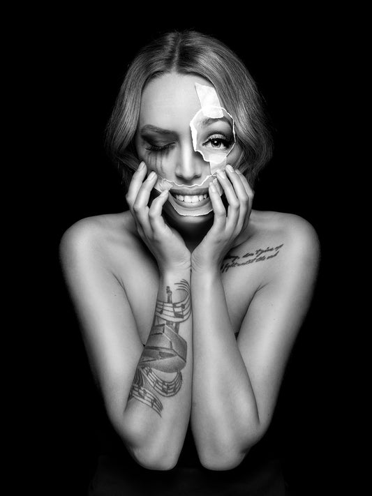 JUST KEEP SMILING | Numbered edition original photo