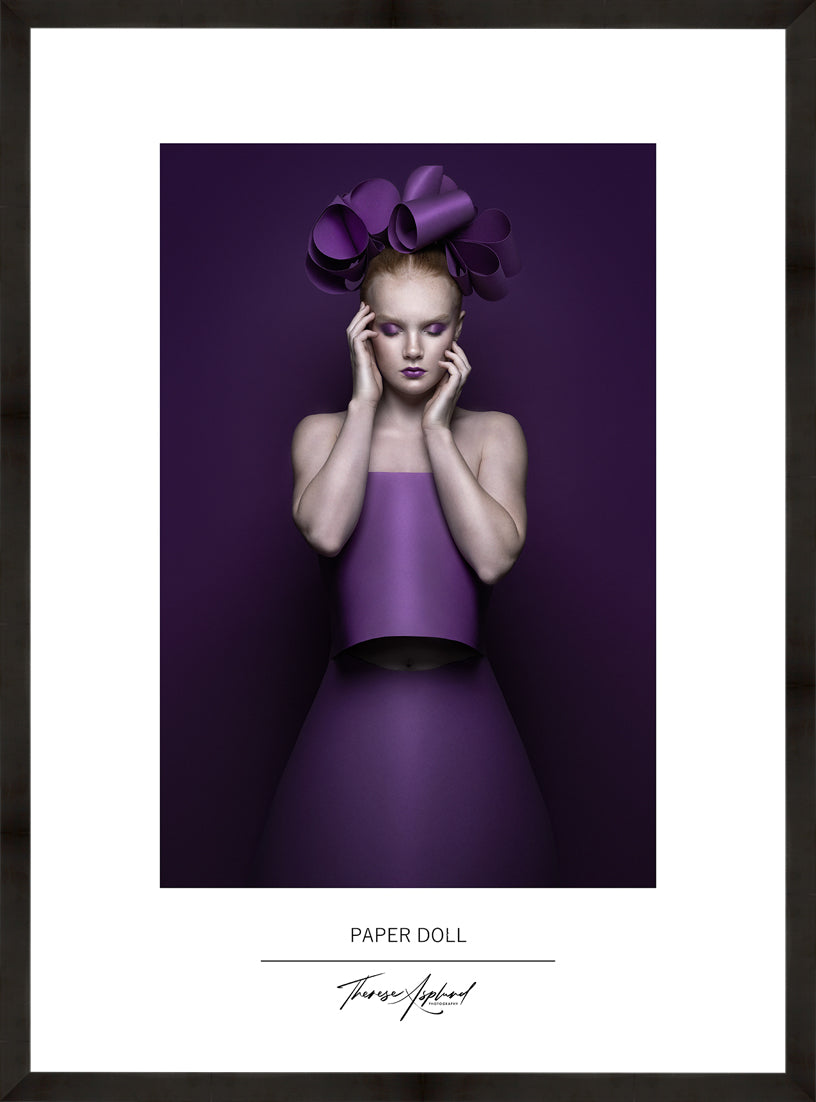 Art Poster 50x70 - PAPER DOLL