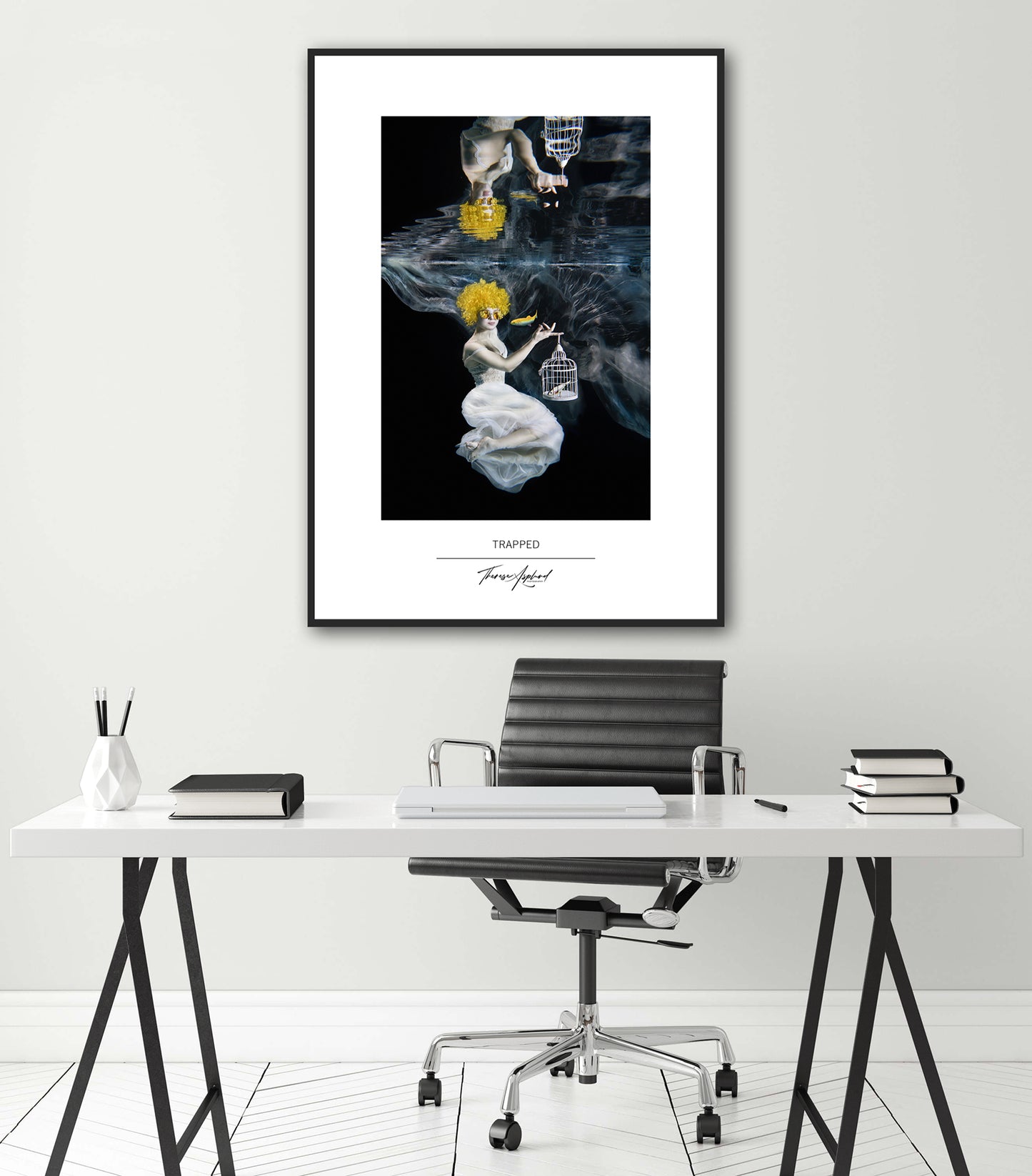 Art Poster 50x70 - TRAPPED