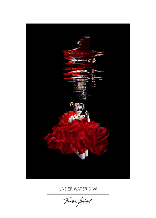 Art Poster 50x70 - UNDER WATER DIVA